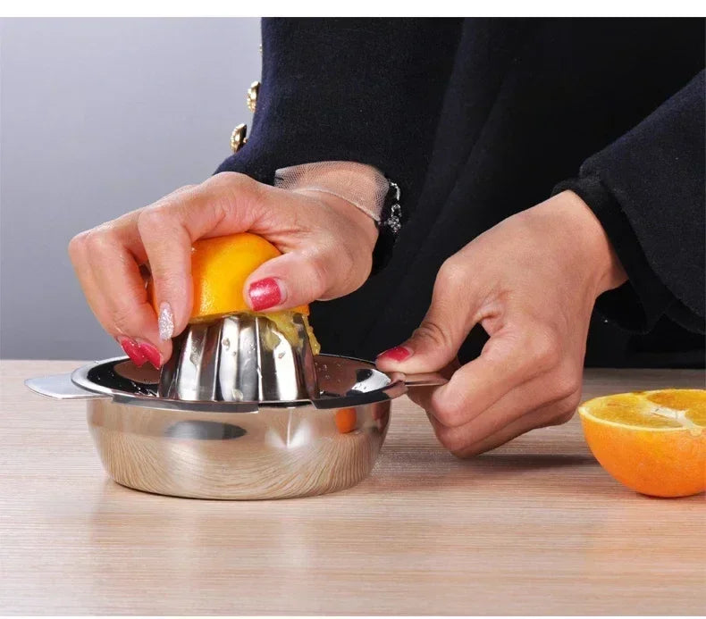 Stainless Steel Fruit & Lemon Juicer – Portable Manual Citrus Press